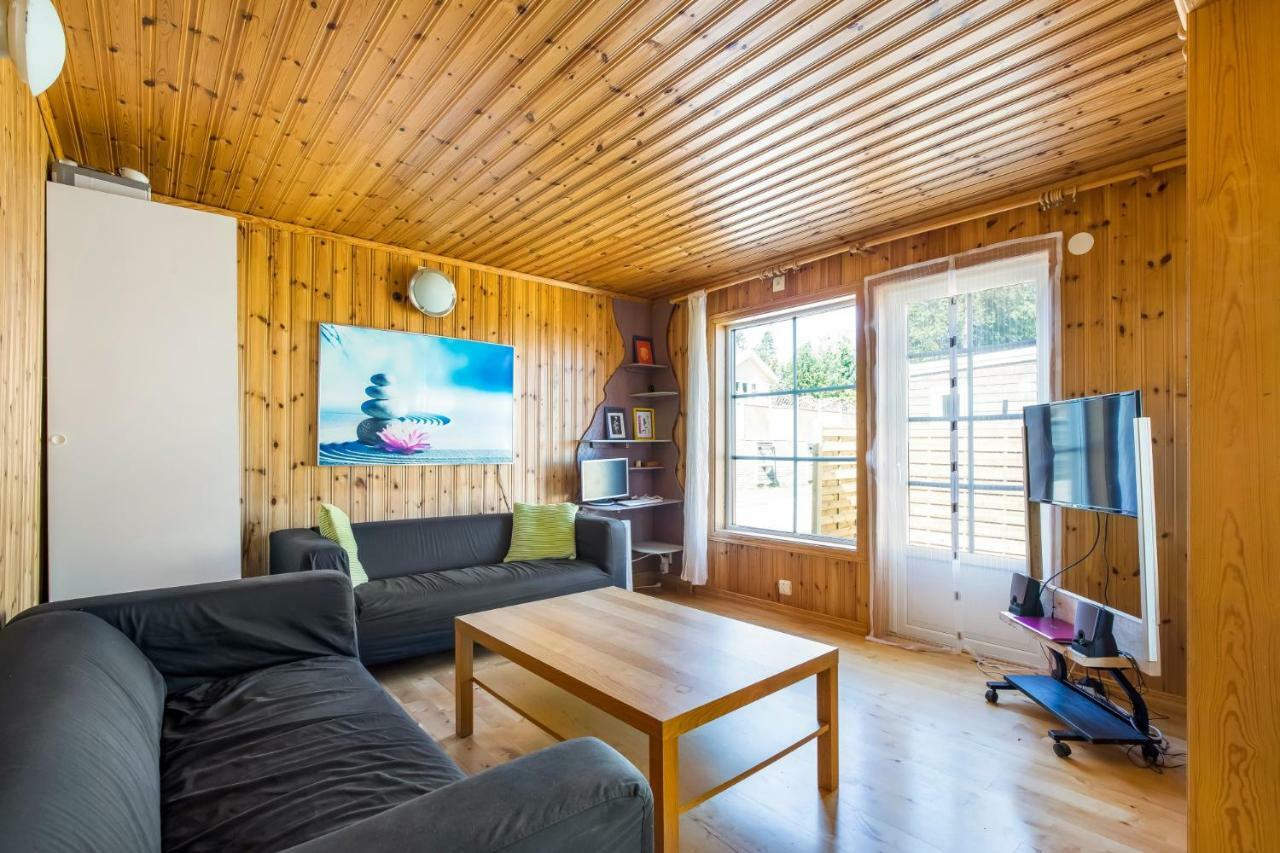 Holiday Lakefront House Villa Bjorkoby Exterior photo